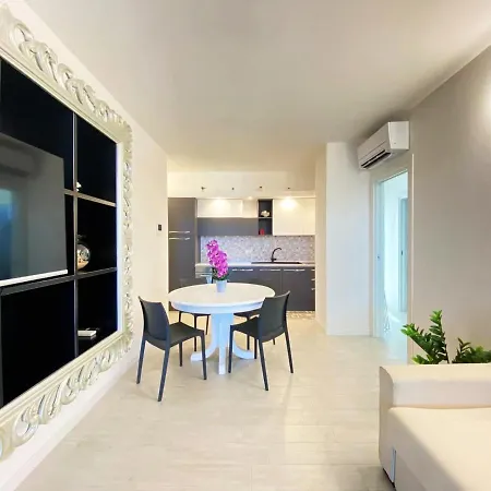Astro 2 - Immobiliare Living Apartment